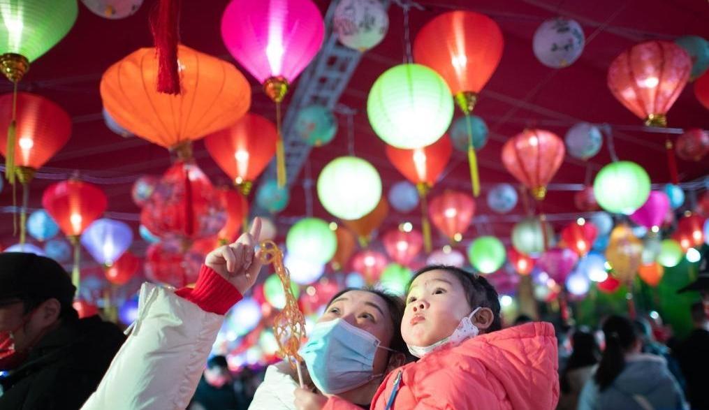時光相冊丨我們的春節(jié)·張燈結(jié)彩慶元宵！
